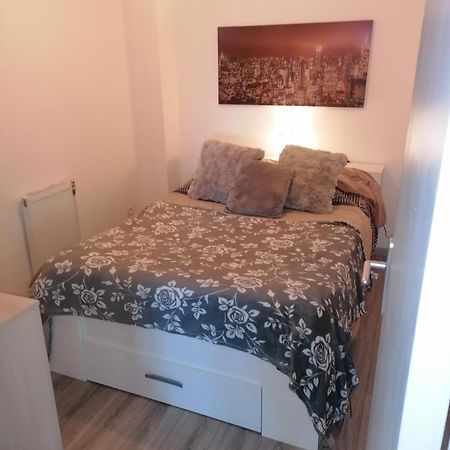 Appt Moderne 50M2 Avec Terrasse Lägenhet Rouvroy  Exteriör bild